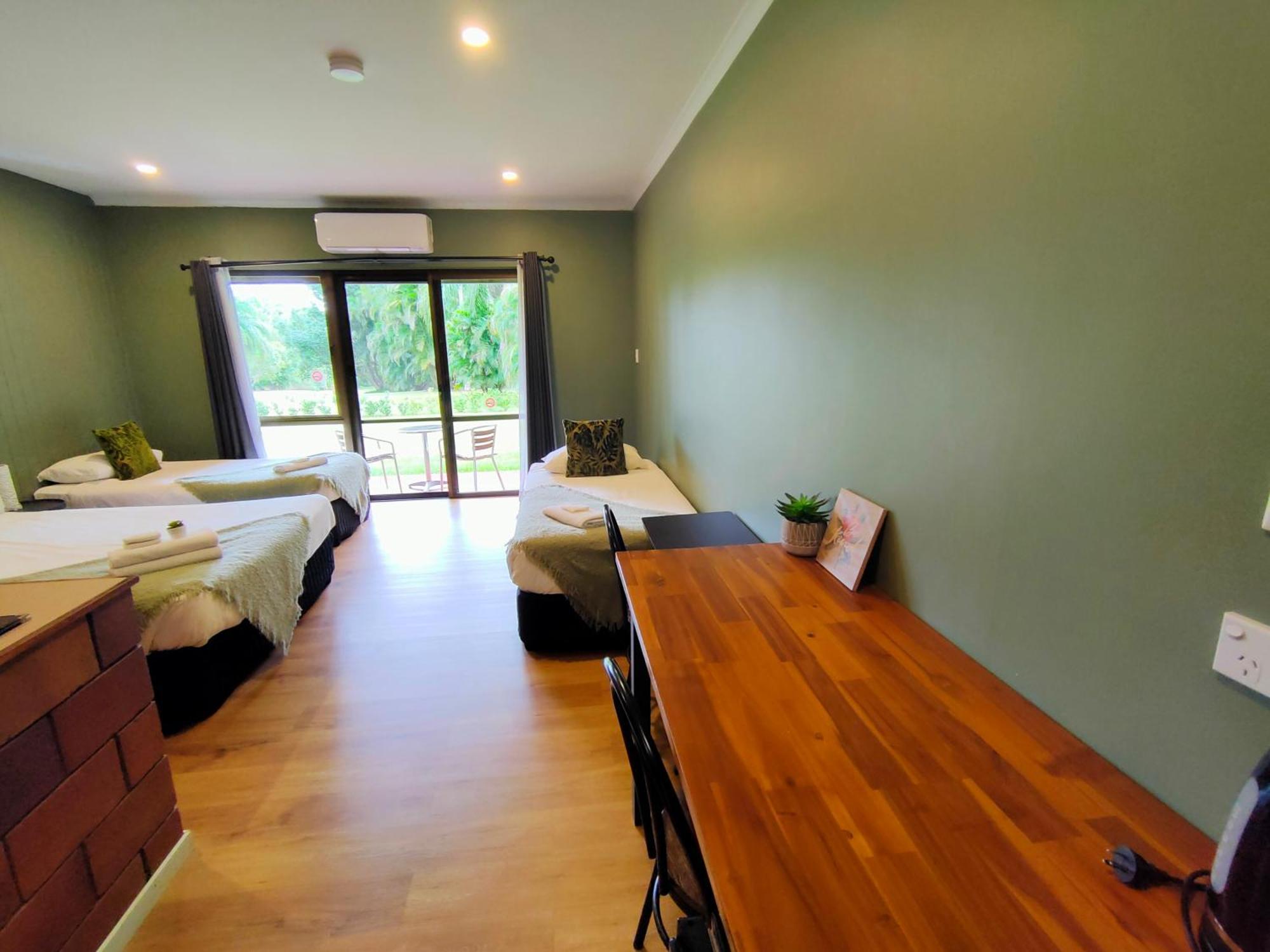 Malanda Lodge Экстерьер фото